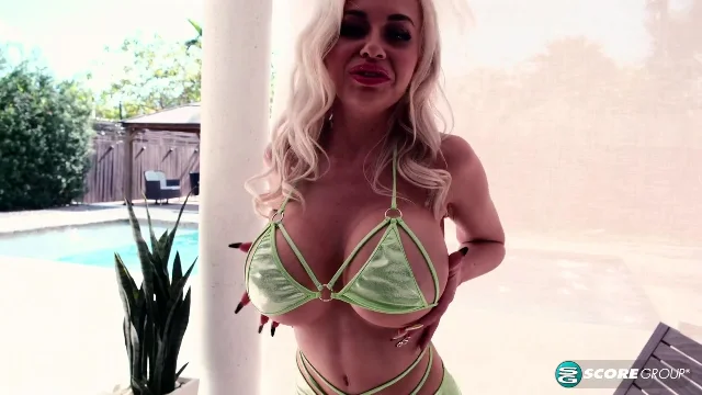 Preview of PornMegaLoad Bad Bella Solo 42345 XXX